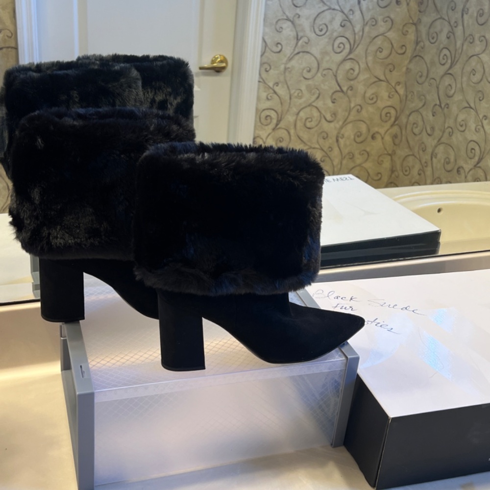 Nine West Chrissa Suede Ankle Booties (New) Size 10.5 - Picture 4 of 6